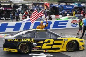 Multiple grooves and side by side racing, long green flag runs, etc. Nascar On Twitter Winner Winner Lobster Dinner Keselowski S No 2 Team Penske Mustang Clears Post Race Inspection At Nhms