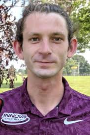 James Conrad without a beard. 💁🏻‍♂️(via IG @thediscgolfguy)