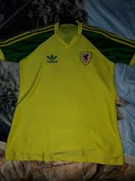 Covering wales international and women's football. Wales Away Football Shirt 1980 1981