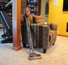 Shark Rocket Hv300 Ultra Lightweight Upright Vacuum Review The Gadgeteer