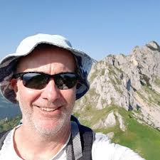 Simon Brady (@Simon_Brady)