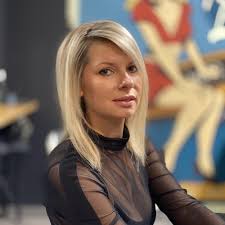 Visit our hinsdale hair salon in the chicago, il salon lofts market. Agnes M Hair Stylist 36 E Hinsdale Hinsdale Illinois
