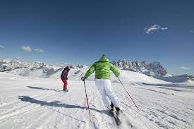 Www.valdifassatravel.it offerte hotel in val di fassa con last minute per le vacanze in trentino. Holiday Package Ski And Snow Val Di Fassa Offer Supersun Apartment Ski Pass Ski Rental