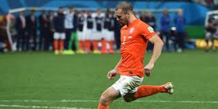 El defensa holandés ron vlaar, con molestias en una rodilla al final del partido de cuartos del los defensas holandeses daley blind y ron vlaar se entrenaron al margen del grupo en la tarde de este. Eks United Ini Desak Van Gaal Boyong Ron Vlaar Bola Net