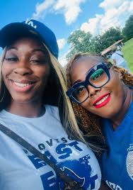 💙🤍💙🤍💙🤍💙 they watching thanks to the entire committee!!