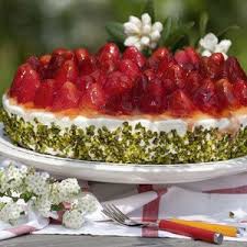 Erdbeer Joghurt Torte Rezept Erdbeer Joghurt Torte Joghurttorte Lebensmittel Essen