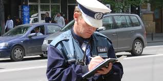 La data de 07 iulie a.c., polițiștii au fost sesizați prin snuau 112 de o femeie în vârstă de 36 de ani cu privire la faptul că în. Ore De Liniste La Bloc Lege Precautii Amenzi Sfatul Nistescule Ro