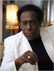 Kenny Holliday's Instagram, Twitter & Facebook