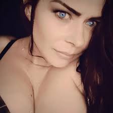 this is the cap bea wears