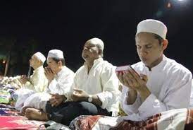 Oleh karena itulah memanfaatkan momen nisfu sya'ban merupakan keputusan yang tepat agar semakin nisfu sya'ban juga menjadi istilah atau sebutan untuk menyebutkan di malam nisfu sya'ban sendiri. Malam Nisfu Syaban Dan Balutan Tradisi Republika Online