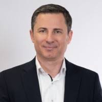 2900+ "Stöller" profiles