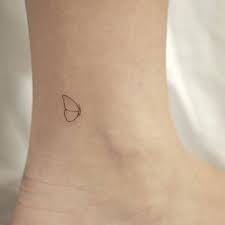 Small Tattoos No Instagram Half Butterfly By Mini Happiness Tattoo Seoul In 2020 Simplistic Tattoos Small Tattoos Simple Tattoos For Guys