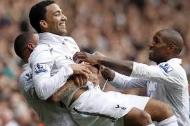 Touching support floods in for Aaron Lennon from former Tottenham Hotspur  players & football world