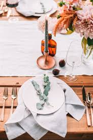 Friendsgiving Menu Ideas Table Decor For 2018 Thanksgiving Parties Thanksgiving Table Settings Table Decorations
