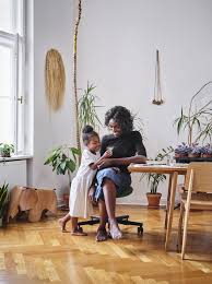 She is a very talented television presenter, a magazine editor. Vitra Home Stories 2020 21 Zuhause Ist Es Doch Am Schonsten Designblog