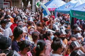 Ito'y matapos isang senior citizen na nakilalang si rolando dela cruz ang nasawi habang nakapila sa itinayong sariling community pantry ni locsin sa titanium. Bd6dreavgp0ygm