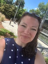 Restaurants that deliver to Roper St Francis hospital?