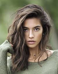 Pin By Rachel Clayton On Gorgeous Hair Colours Medium Length Hair Styles Brown Wavy Hair Brown Hair With Highlights