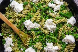 Fusilli With Pesto And Green Beans Giadzy Recipe Green Beans Pesto Pasta Dishes