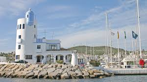 Duquesa é um substantivo, feminino singular de duque Puerto De La Duquesa Mitgliedsmarinas Marinas De Andalucia