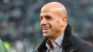 Mickey Wright, golf great and early LPGA force, dies at 85