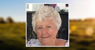 Diane Goulding's Instagram, Twitter & Facebook