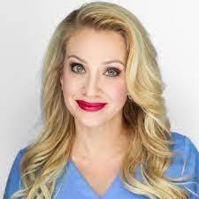 Alicia Skowronski's Instagram, Twitter & Facebook