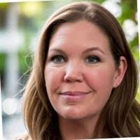 Leah Harbison's Instagram, Twitter & Facebook