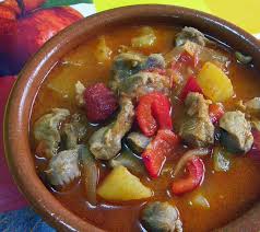 Coloca las mollejas y ajo en una cacerola. Guiso De Mollejas De Pollo Con Patatas Mollejas De Pollo Higos Recetas Receta De Espaguetti