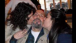 Törene, oyuncu dinçer çekmez'in kardeşi metin çekmez, kızları ceren muslu ve canseli çekmez, eski eşi ayşin atav, kemal sunal'ın eşi gül sunal ile mustafa alabora'nın da aralarında. Dincer Cekmez Ozleniyorsun O Kadar 2016 Youtube