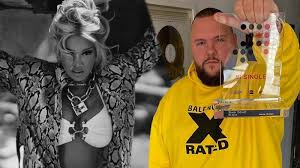 Barbara shirin davidavicius known professionally as shirin david is a german rapper, singer and video blogger. Songwriting Fur Shirin David Bozza Spricht Uber Die Zusammenarbeit Hiphop De