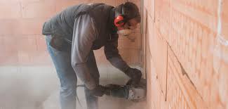 sleuven en ruimtes voor elektriciteit slijpen en uitboren hoe pak je het aan powerplus