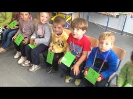 Juegos de matemáticas para niños de todas las edades. A Traves Del Juego De La Silla Empiezan A Tener Conciencia De La Secuencia Num Secuencias Numericas Para Ninos Juegos Matematicos Para Ninos Juego De La Silla