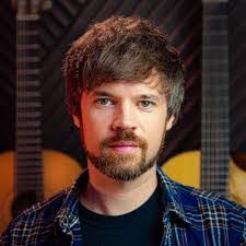 Eric Roche's Instagram, Twitter & Facebook