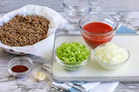 Stir in the onion, green pepper, garlic and chili powder. Gluten Free Crock Pot Spanish Rice Recipe For Busy Nights