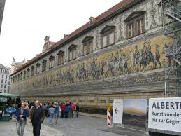 Book your hotel in altstadt, dresden online. The Procession Of Princes In Altstadt Dresden Bild Von Bulow Palais Dresden Tripadvisor