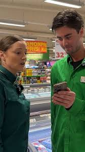 Så möter handlaren Emilia i Leksand mattrender: ”Viktigt att vara med från början”