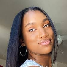 Kaila Daniels's Instagram, Twitter & Facebook