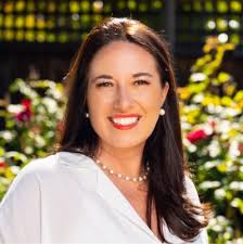 Abigail Buckwalter, CEO of CRN member Nestlé Health Science, discussed key  principles of her leadership philosophy, championing a culture of  entrepreneurial innovation, and more in CRN's latest…