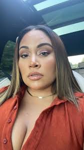 Gat Daayyymmnn mami . Gotta give it to you real hard