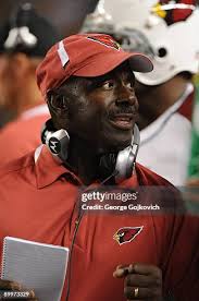 467点のRon Aikenの写真と高解像度写真