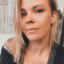 763 Pro Laser Full Face Helmet ang second Product of the Month natin! Get  it for only Php 2,900! Specifications: • Anti-fog, anti-scratch lens, and  UV protected shield • Padded wind collar