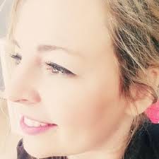 Juliane Schneeweiss (@JuliSchneeweiss)