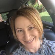 Tonya Derrick (tonyagogreen)