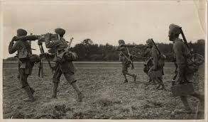 Sikh Soldier Lays ...