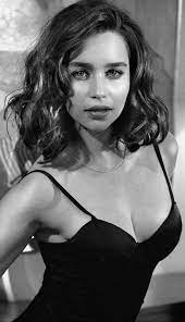 She lets me use her body. Why Is She So Hot 9gag