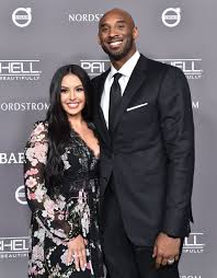 Kobe bryant and wife vanessa are expecting a baby girl. Kobe Bryant And Vanessa Bryant Expecting Fourth Child Popsugar Family
