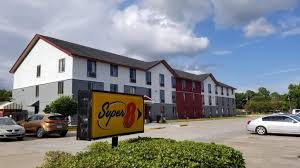 Several car rental companies are available at the lafayette regional airport, all located at 200 terminal drive. Super 8 By Wyndham Lafayette La Lafayette Updated 2021 Prices