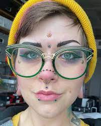 Rikki Goodwin On Instagram I Had The Opportunity To Go To Luisgpiercing S Seminar At Dogstartattoocompany Yesterday Bridge Piercing Piercings Girly Things