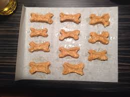 Hundekekse Backen 3 Einfache Rezepte Mach Was Schones Hundekekse Backen Hundekekse Hunde Kekse Rezept